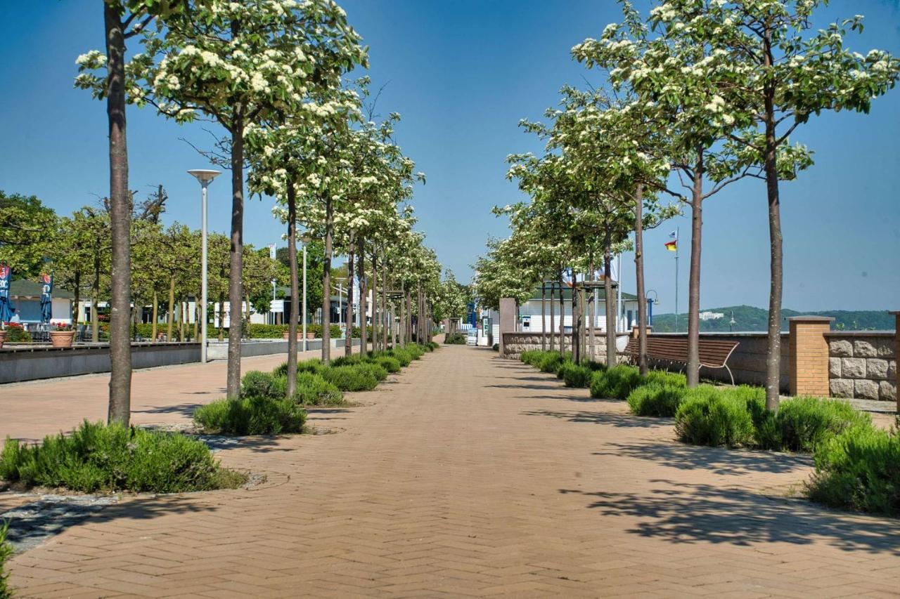 Terrasse, Gratis Nutzung Vom Ahoi Erlebnisbad Und Sauna In Sellin - Meeresblick Fewo 77 Goehren (Ruegen) Exterior foto